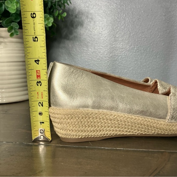 Gentle Souls Wedge Sandals 10 Women’s Gold Tan Espadrille Summer Casual Church - Picture 12 of 13